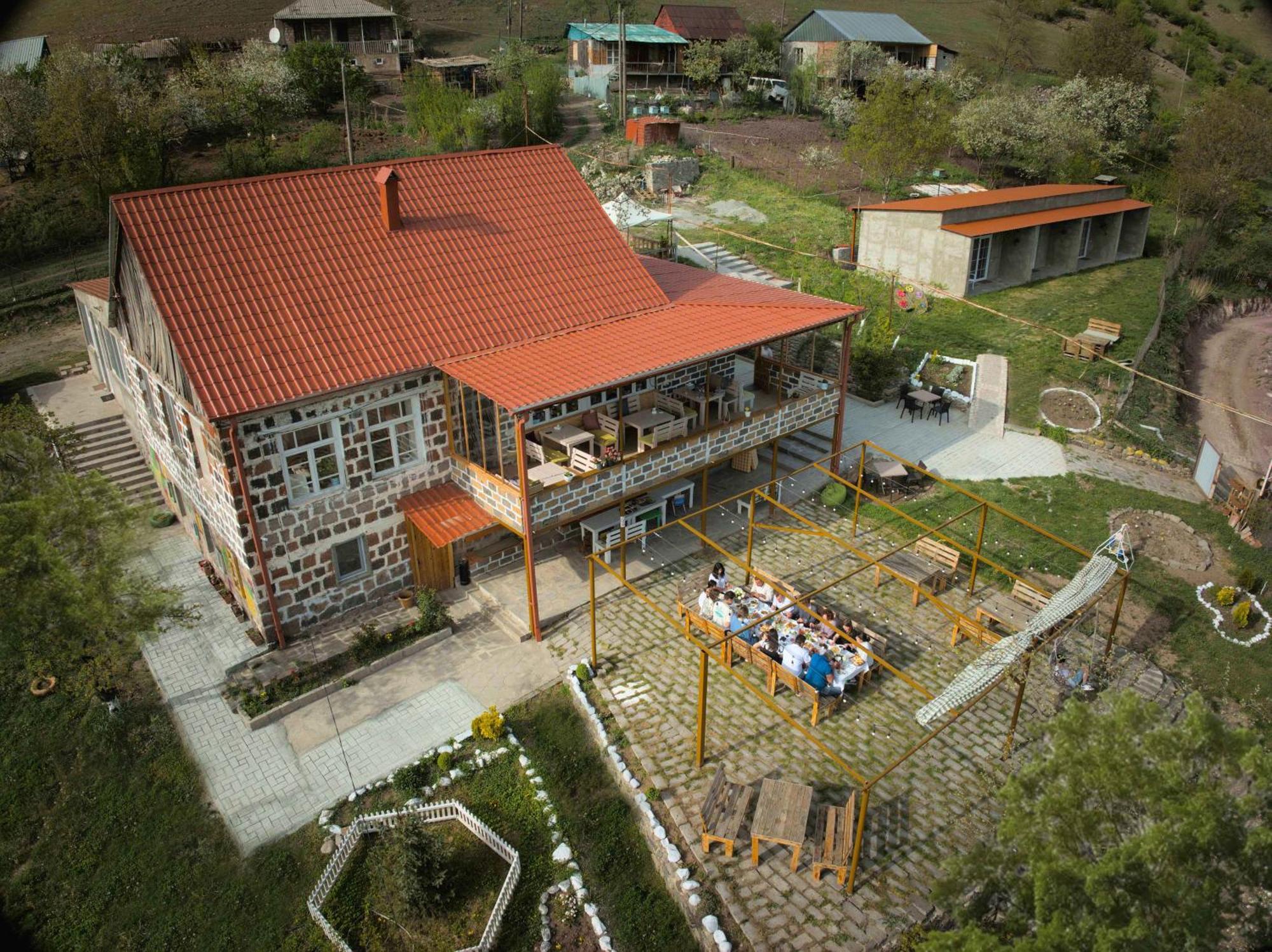 Chamich Guesthouse Debed Luaran gambar
